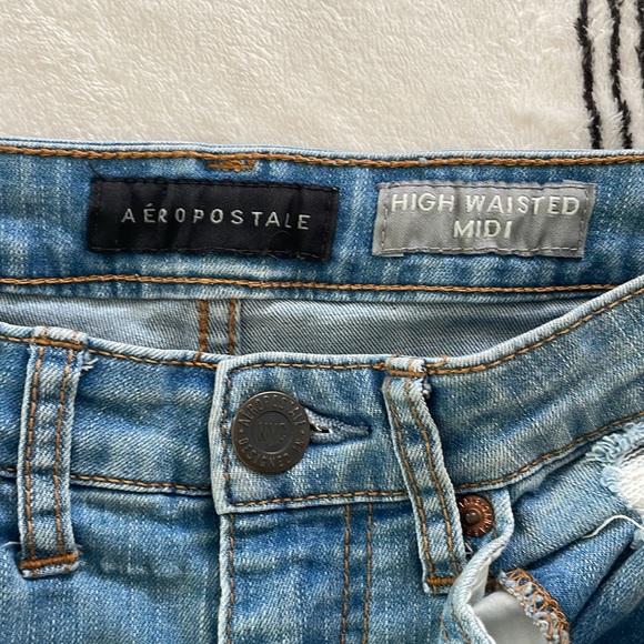 Aeropostale Seriously Stretchy High Waisted Midi Short - Picture 2 of 10